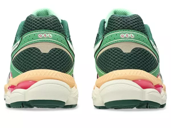 Asics Gel-Cumulus 16 "Cream Ivory"