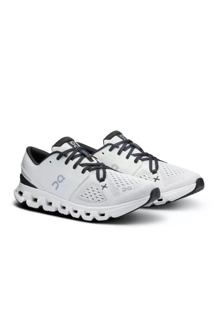 Женские Кроссовки для бега On Cloud X 4 AD ivory black