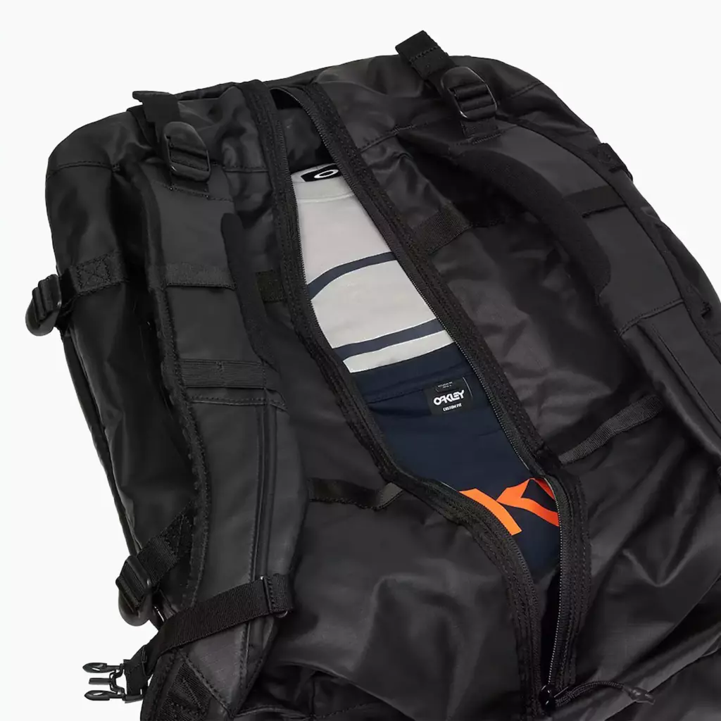 Сумка-рюкзак Oakley Road Trip RC Duffle 50 l blackout