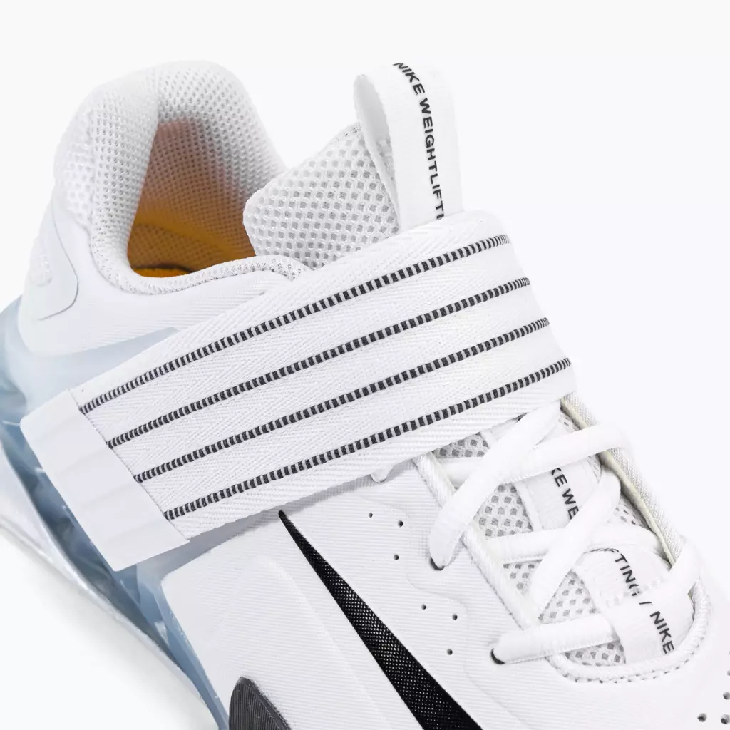 Штангетки Nike Savaleos white/iron grey