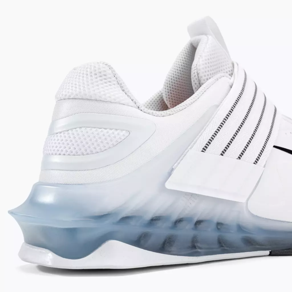 Штангетки Nike Savaleos white/iron grey