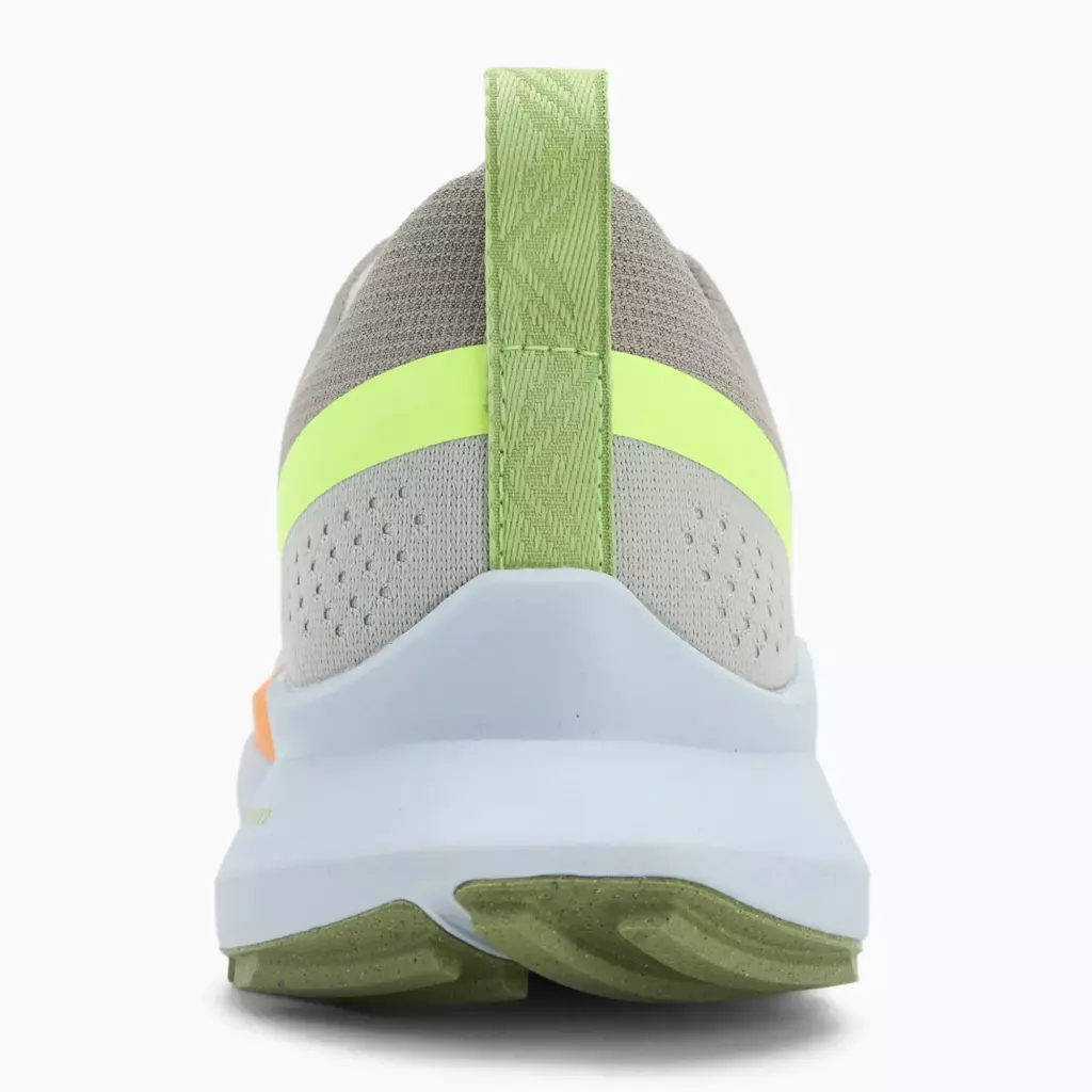Кроссовки для бега Nike Pegasus Trail 4 light iron ore/volt/cobblestone