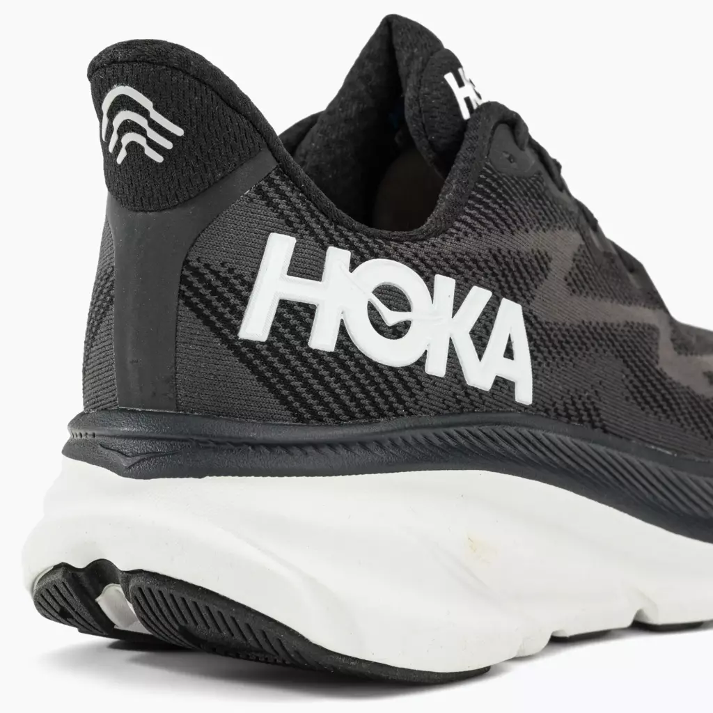 Кроссовки для бега HOKA Clifton 9 black/white