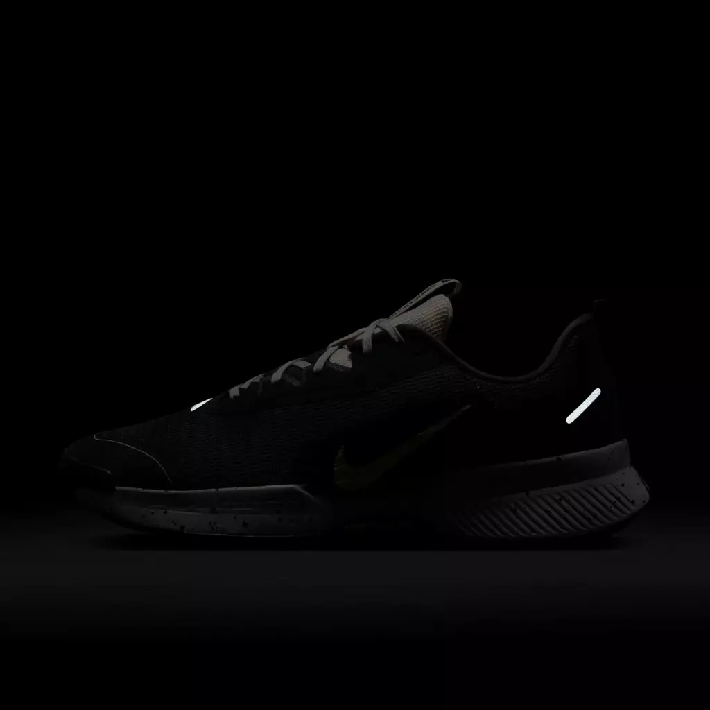 Кроссовки для бега Nike Juniper Trail 3 dark smoke grey/black/light orewood brown