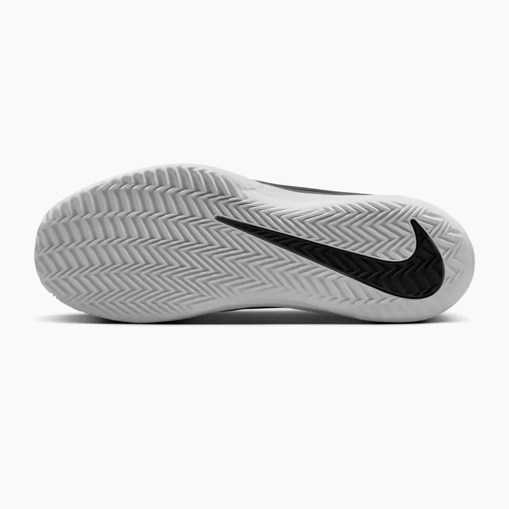 Теннисные кроссовки Nike Vapor 12 Clay black/dark smoke grey/white