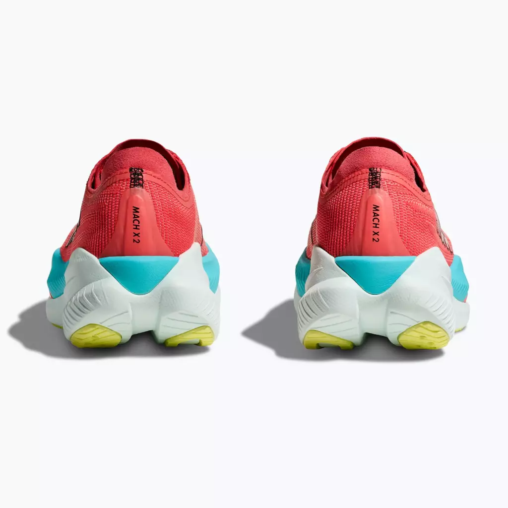 Женские кроссовки для бега HOKA Mach X 2 grapefruit/electric coral