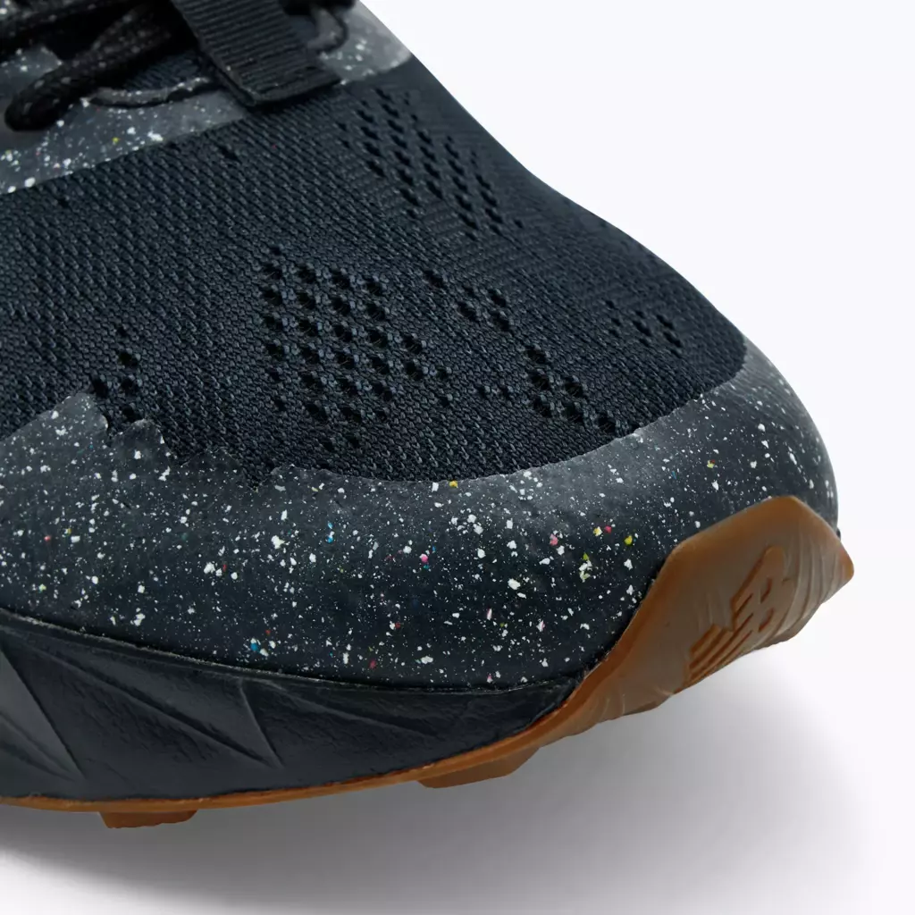 Кроссовки для бега New Balance Dynasoft Tektrel V1 black
