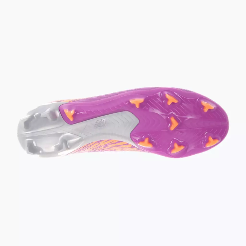 Футбольные бутсы New Balance Furon Team V8 FG purple