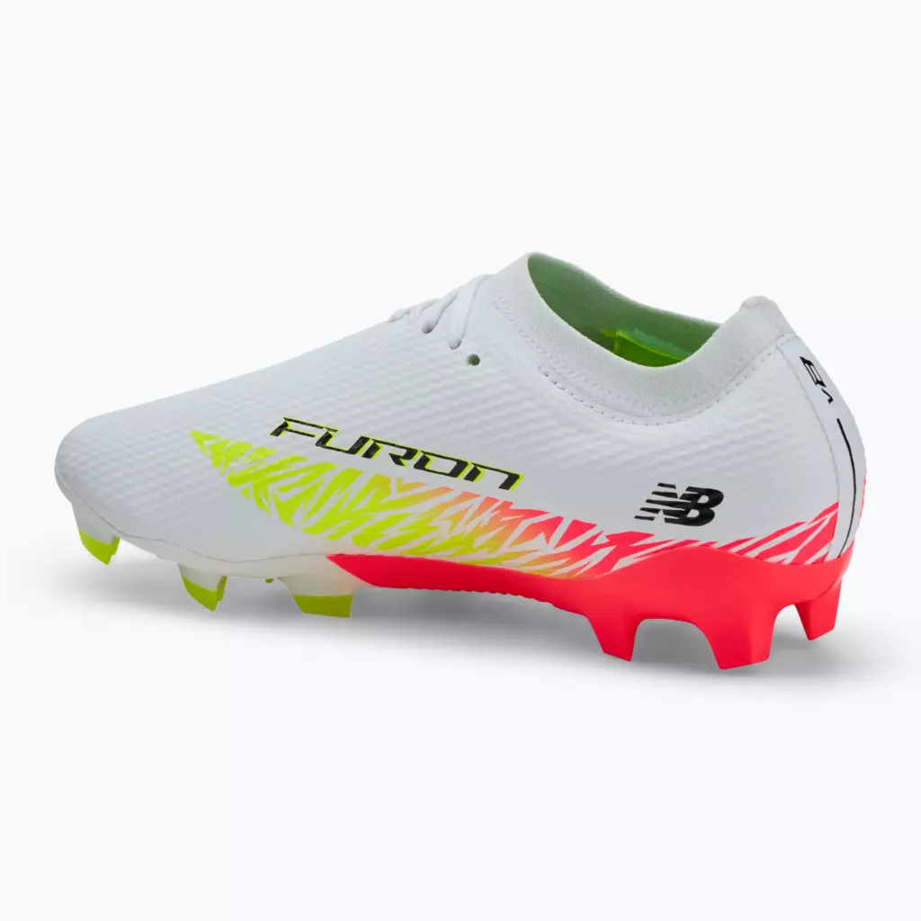 Футбольные бутсы New Balance Furon Team V8 FG white