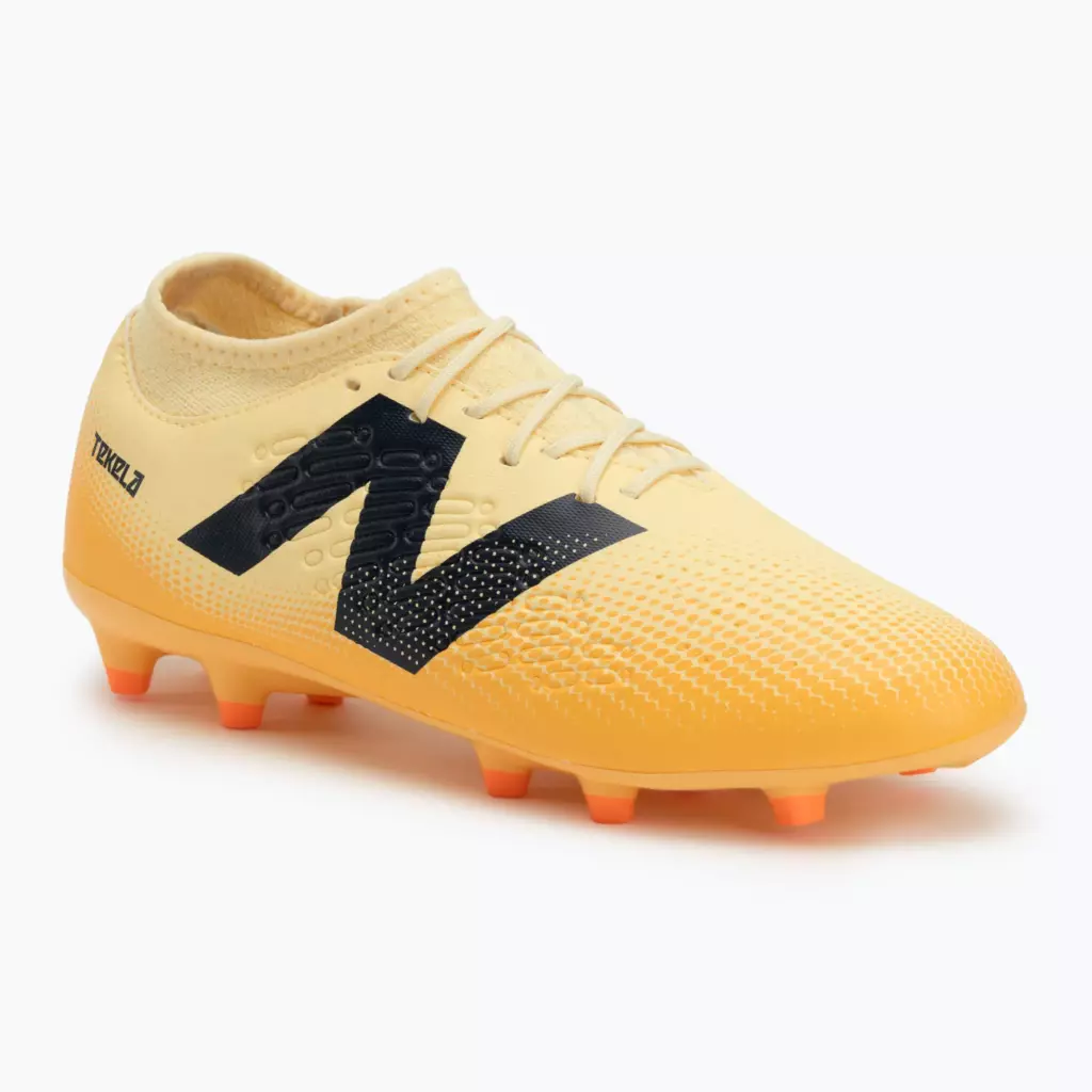 Футбольные бутсы New Balance Tekela Magique V4+ FG beige