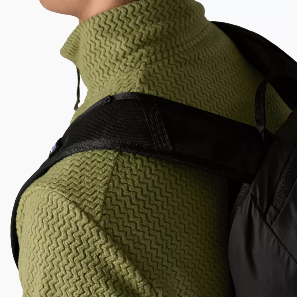 Толстовка Patagonia R1 Air caper green