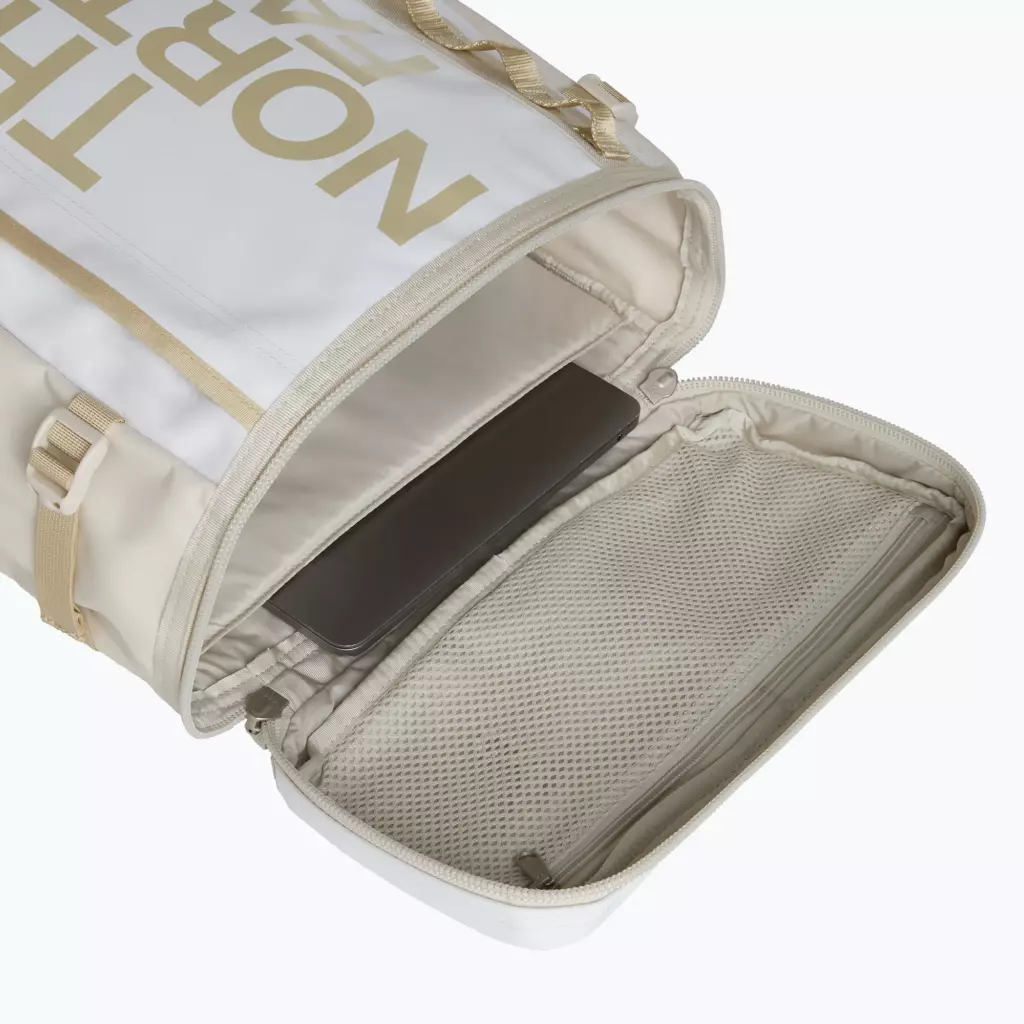 Рюкзак The North Face Base Camp Fuse Box white ash/calacatta/pal