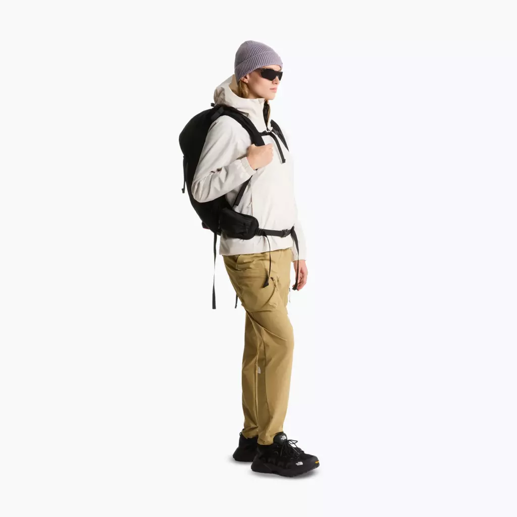 Женская ветровка The North Face Quest Mono white dune
