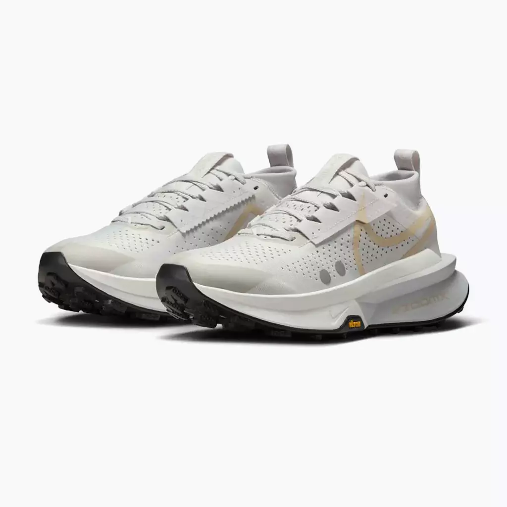 Женские Кроссовки для бега Nike Zegama 2 vast grey/sanddrift/summit white/black