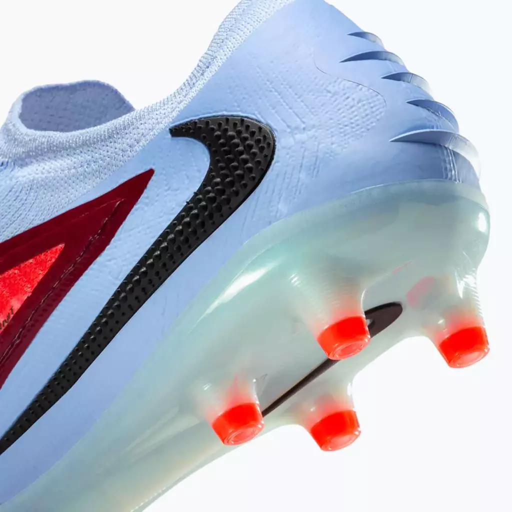 Футбольные бутсы Nike Phantom 6 Low Elite AG-Pro royal tint/bright crimson
