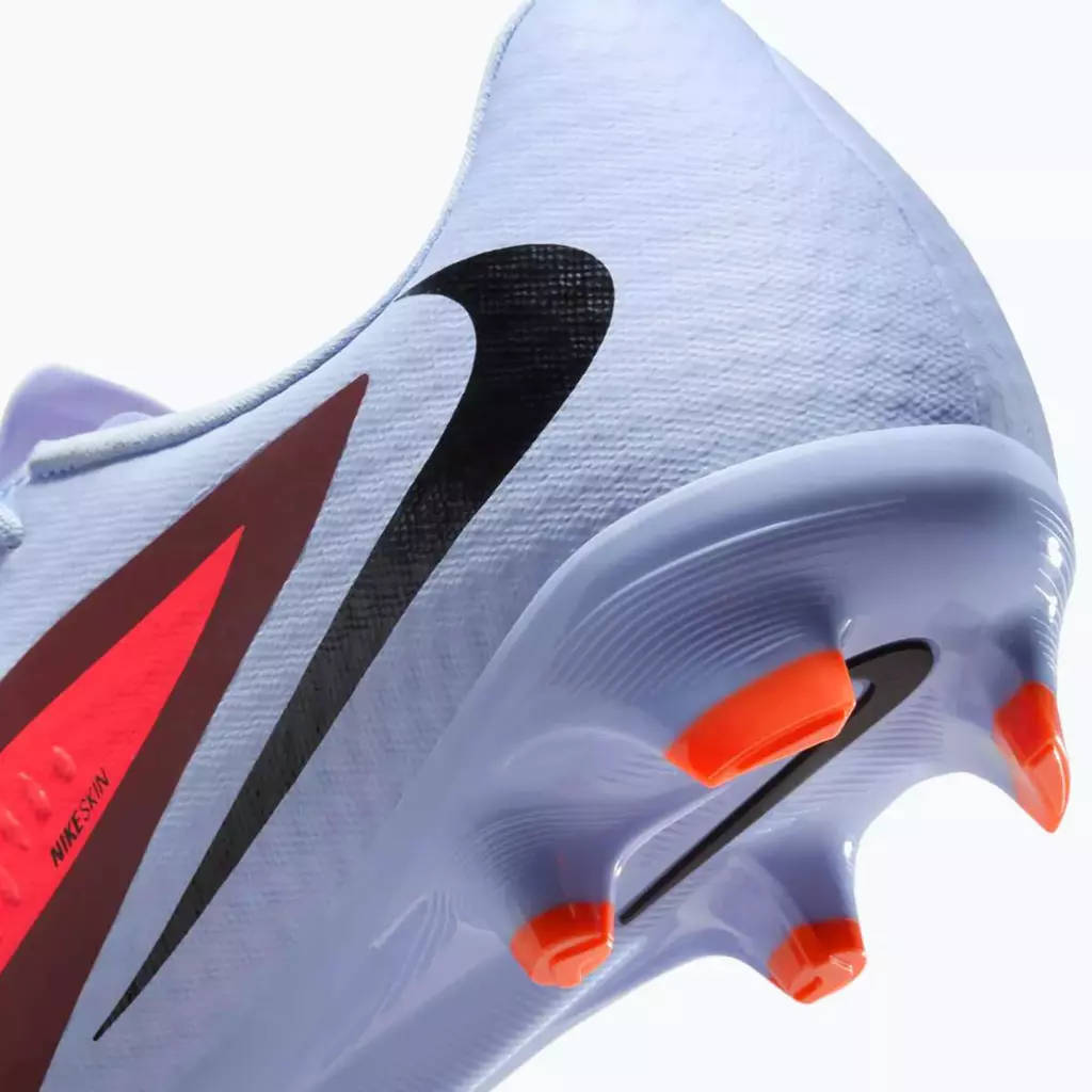 Футбольные бутсы Nike Phantom 6 Low Academy FG/MG royal tint/bright crimson