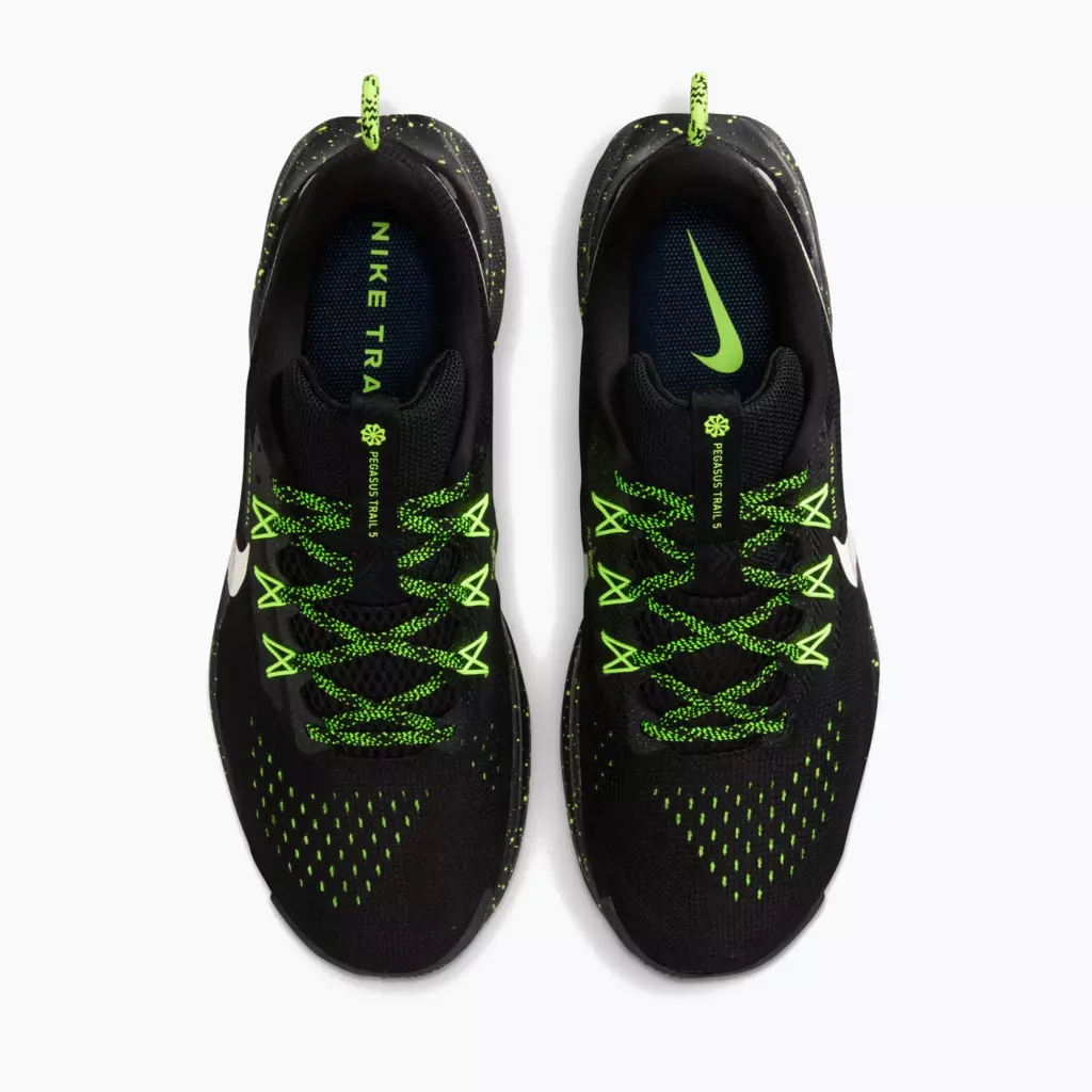 Кроссовки для бега Nike Pegasus Trail 5 black/volt ice/phantom