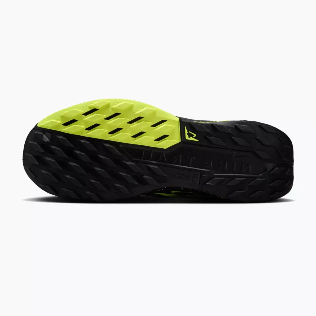 Кроссовки для бега Nike Pegasus Trail 5 black/volt ice/phantom