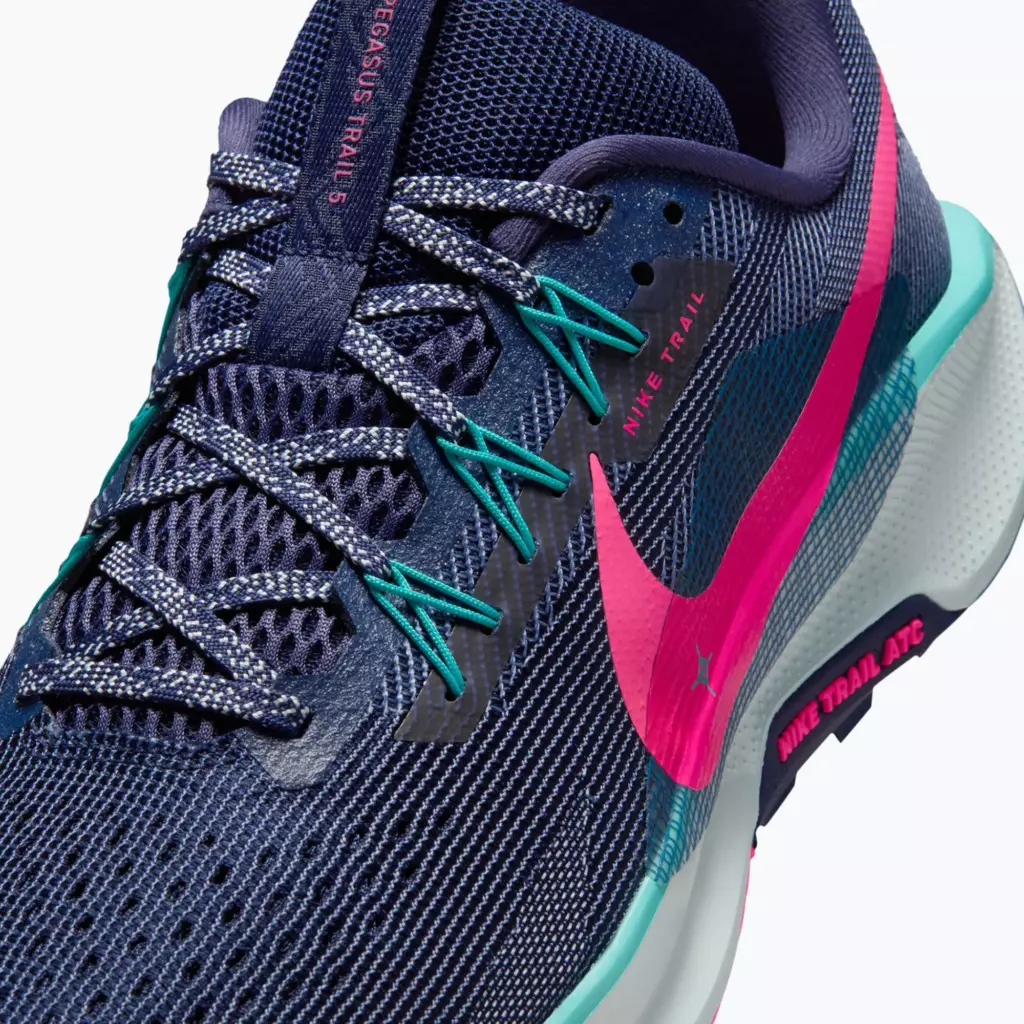 Кроссовки для бега Nike Pegasus Trail 5 midnight navy/dusty cactus/hyper pink