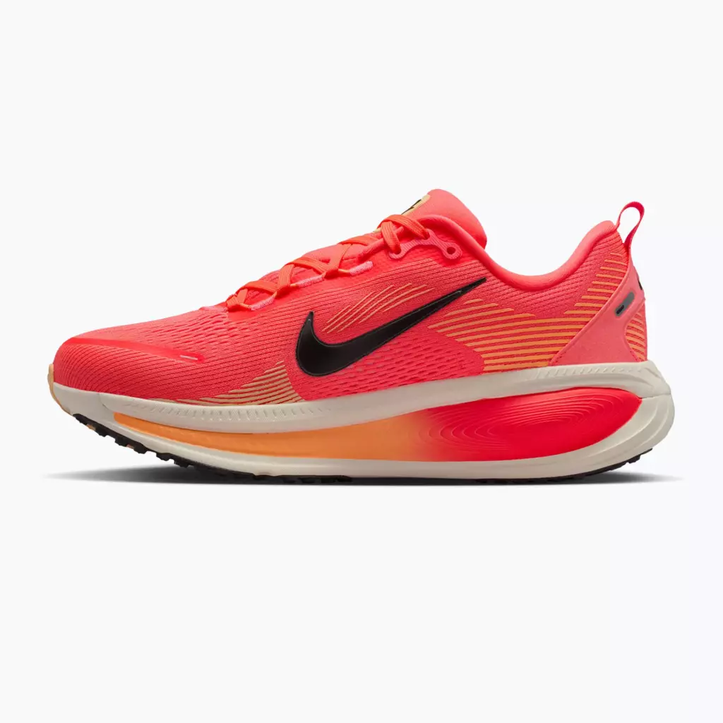 Женские Кроссовки для бега Nike Vomero 18 Hot lava/chalk/orange pulse/black