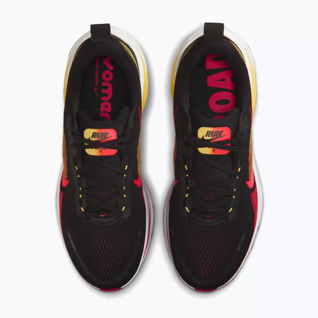 Кроссовки для бега Nike Vomero 18 black/light crimson/bright crimson