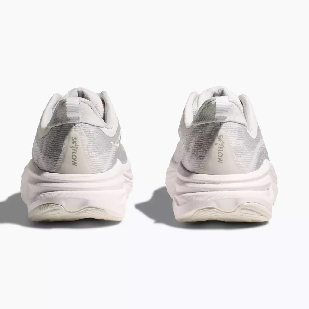 Кроссовки для бега HOKA Skyflow frost/cosmic grey