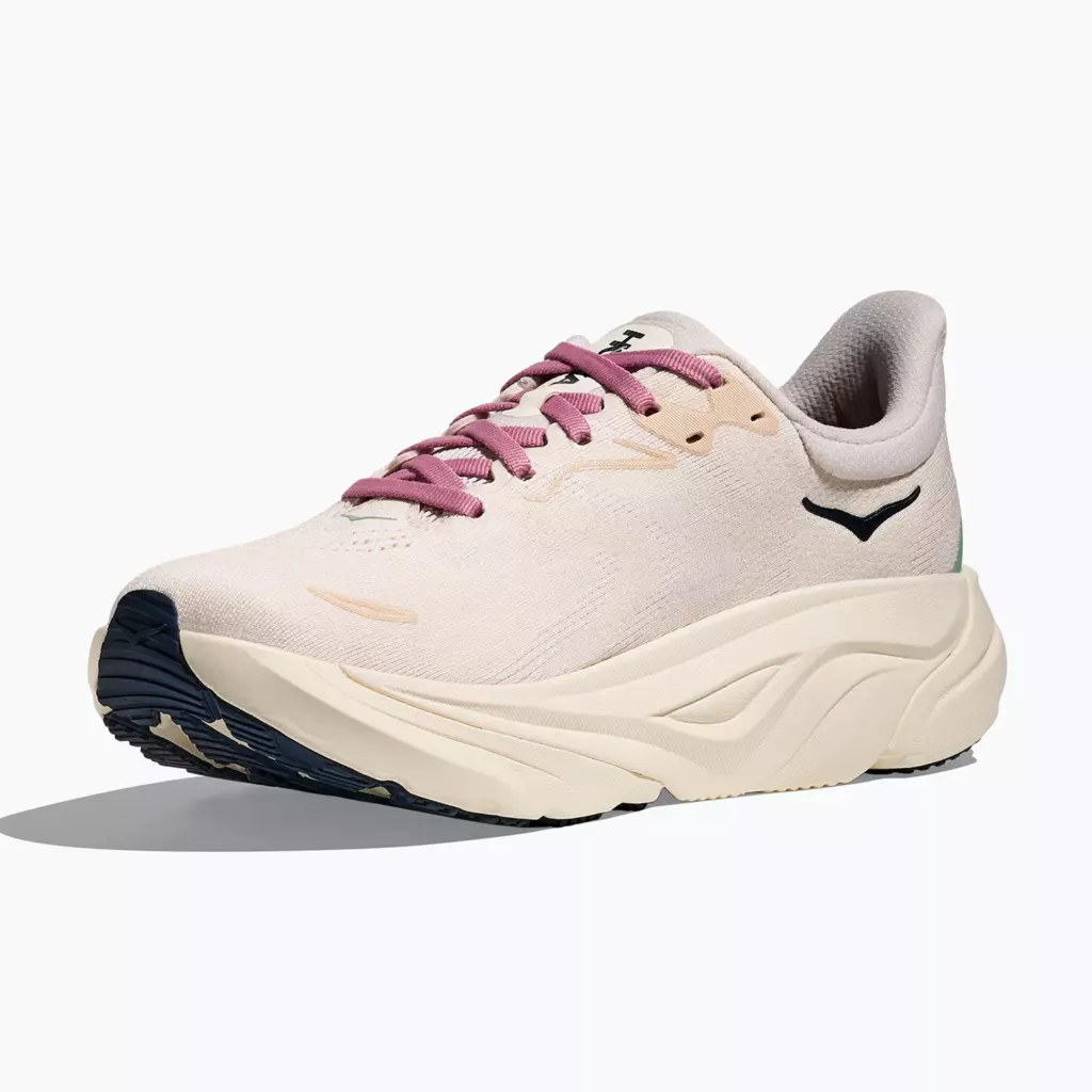 Женские кроссовки для бега HOKA Arahi 8 rose cream/alabaster