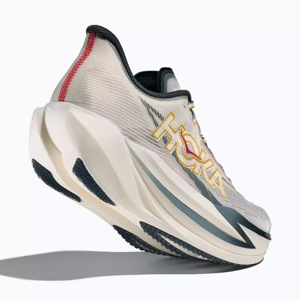 Кроссовки для бега HOKA Cielo X1 3.0 alabaster/yellow gold