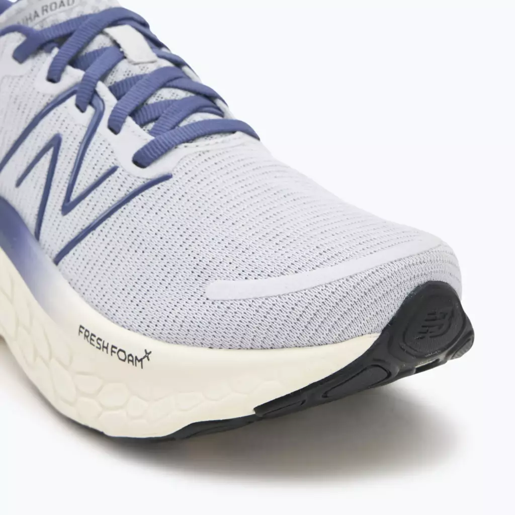 Женские Кроссовки для бега New Balance Fresh Foam Kaiha Road V1 white