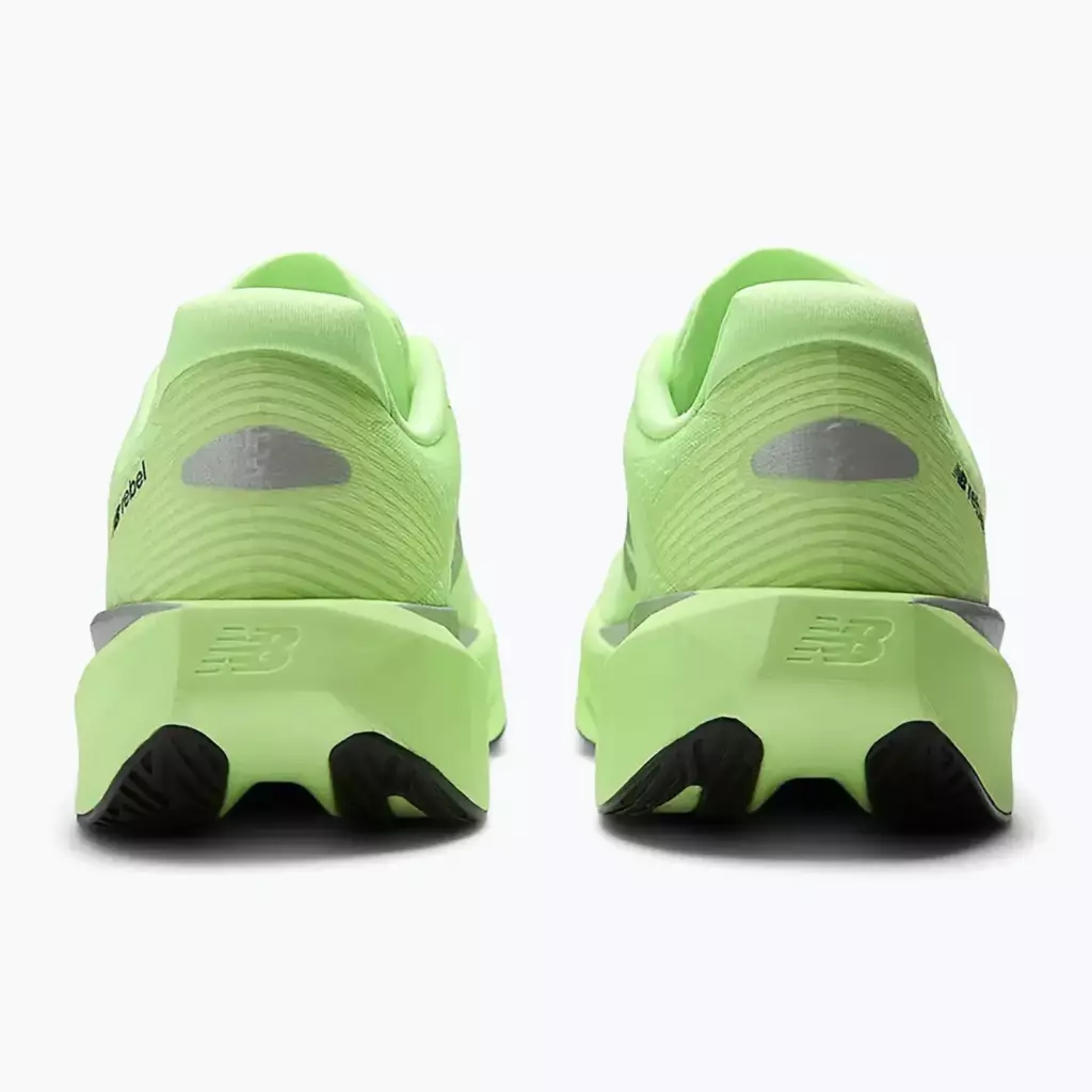 Кроссовки для бега New Balance FuelCell Rebel V5