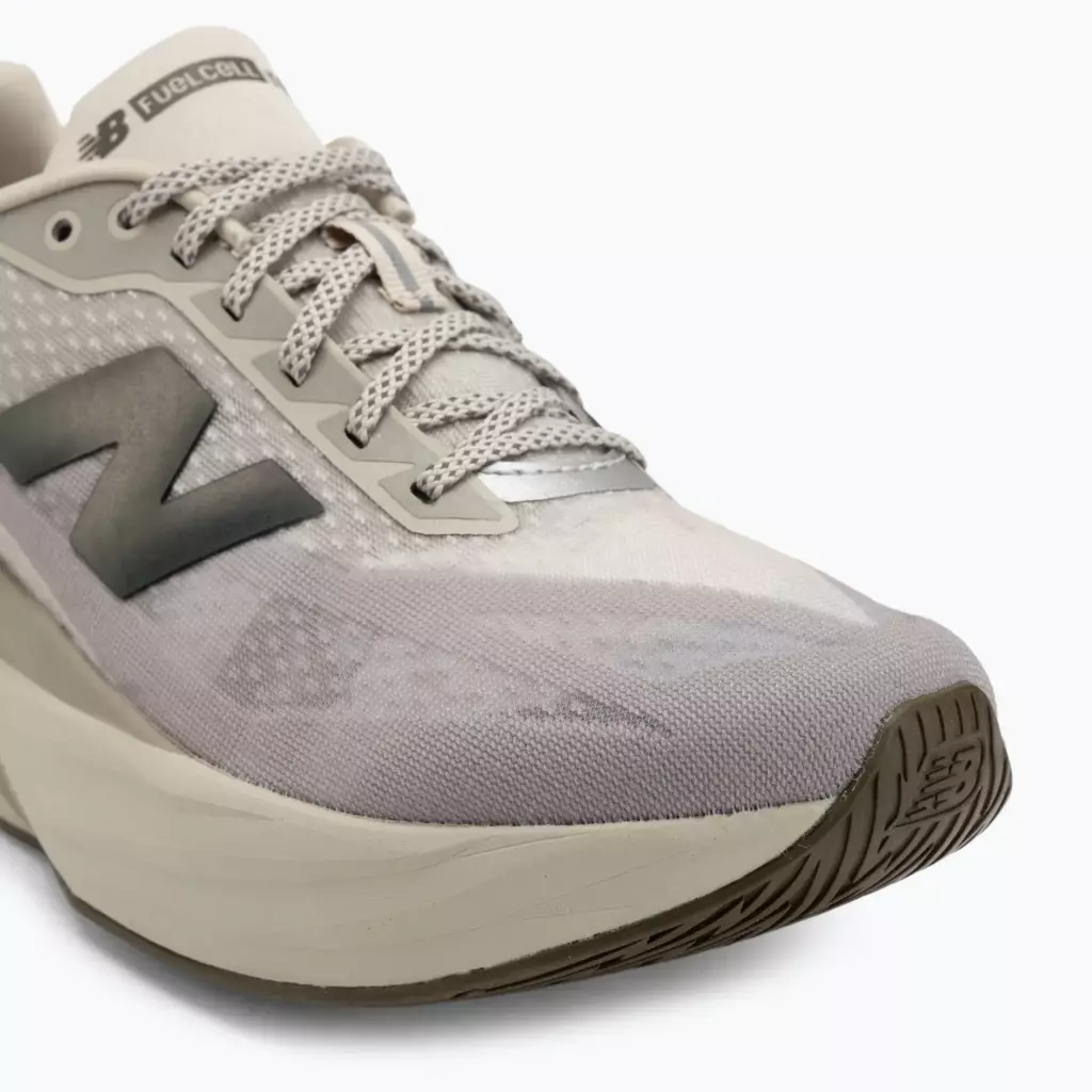 Кроссовки для бега New Balance FuelCell Rebel V5