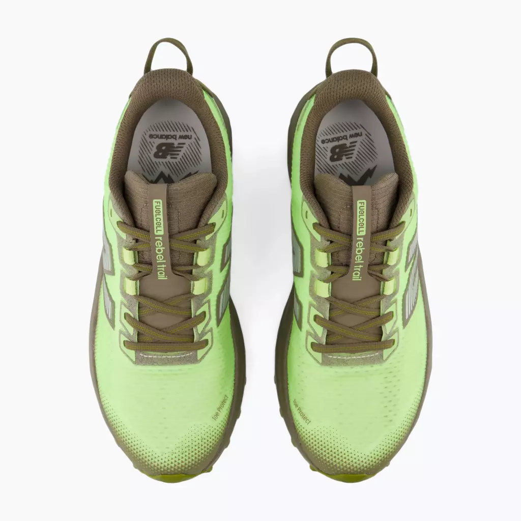 Кроссовки для бега New Balance Rebel Trail V1 afterglow/thunder brown