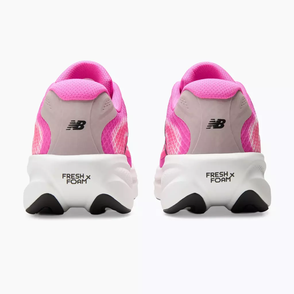 Женские Кроссовки для бега New Balance Ellipse v1 pink heat/black