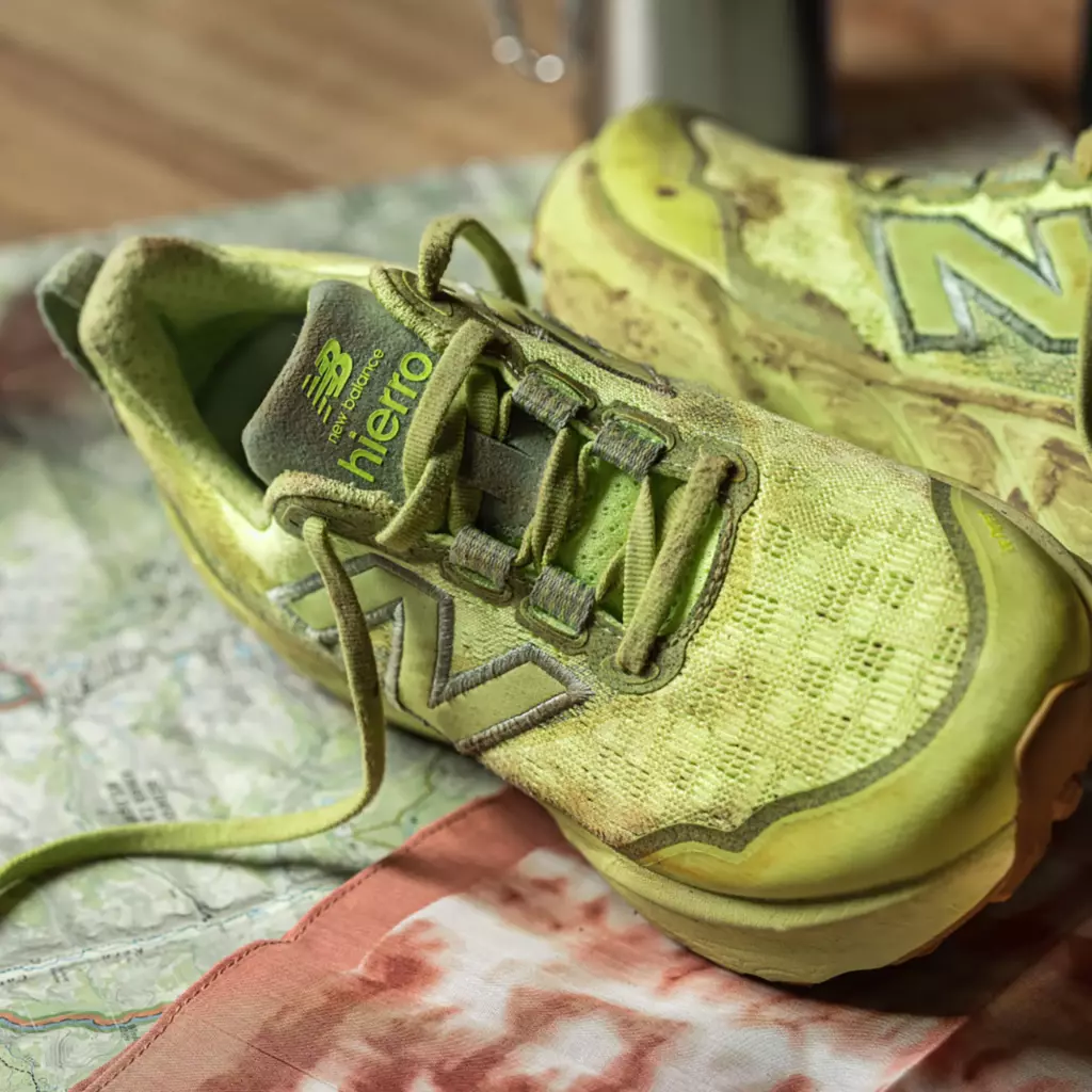 Женские Кроссовки для бега New Balance Fresh Foam X Hierro V9 afterglow/mosaic green