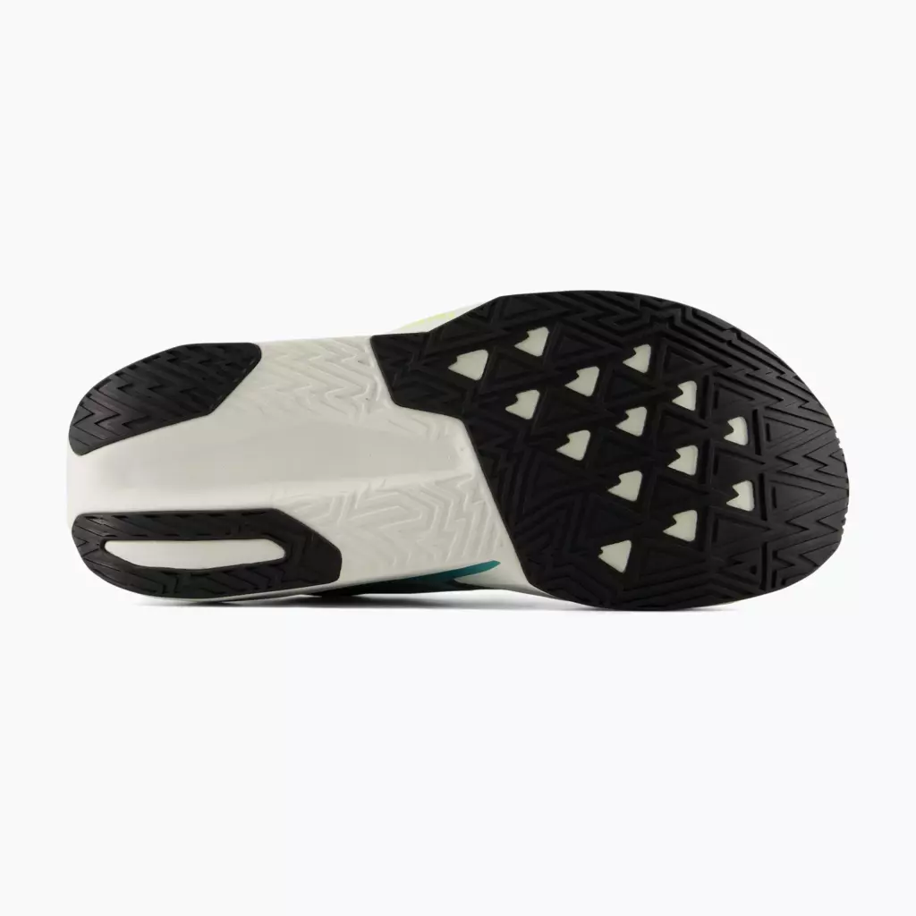 Кроссовки для бега New Balance FuelCell Rebel V5 medusa green/faded teal