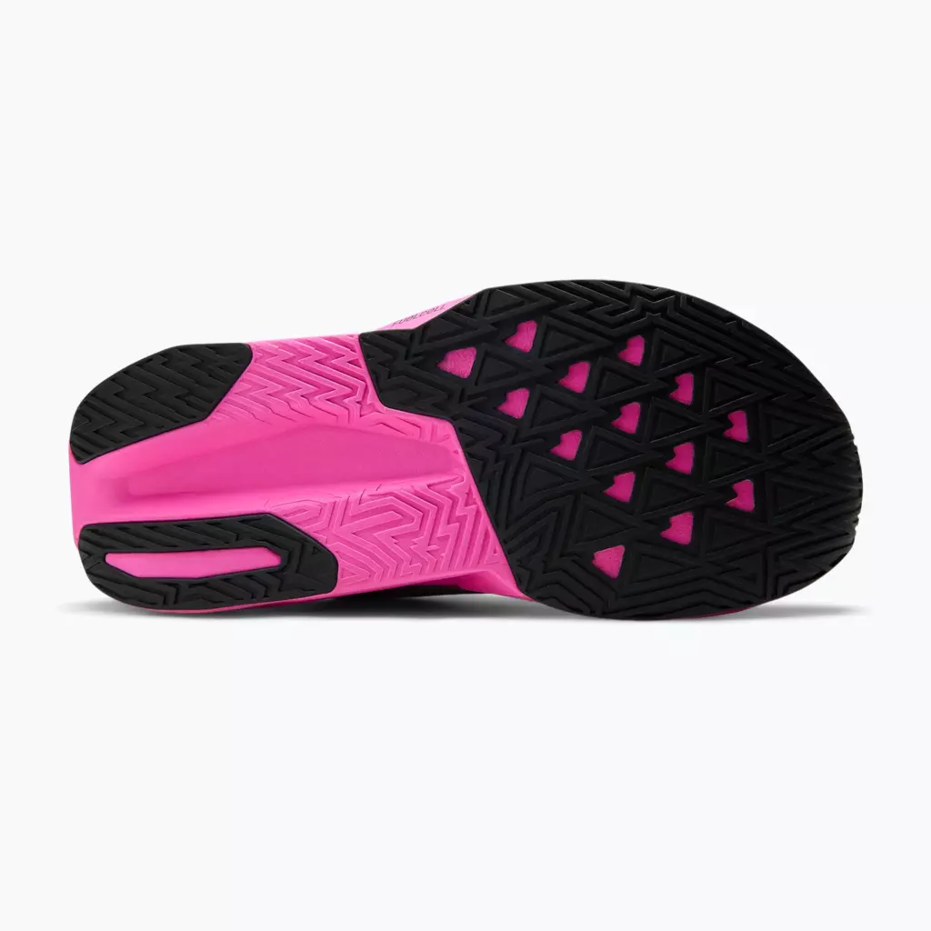 Женские Кроссовки для бега New Balance FuelCell Rebel V5 pink heat/rosewood