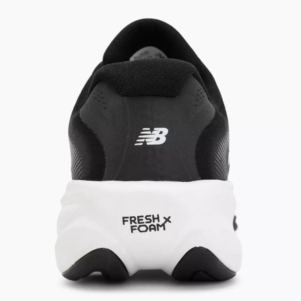 Женские Кроссовки для бега New Balance Ellipse v1 black/black metallic/ 103 white