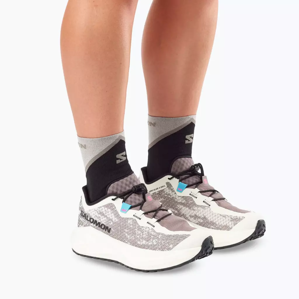 Кроссовки для бега Salomon Aero Glide 4 GRVL vanilla ice/black/iron
