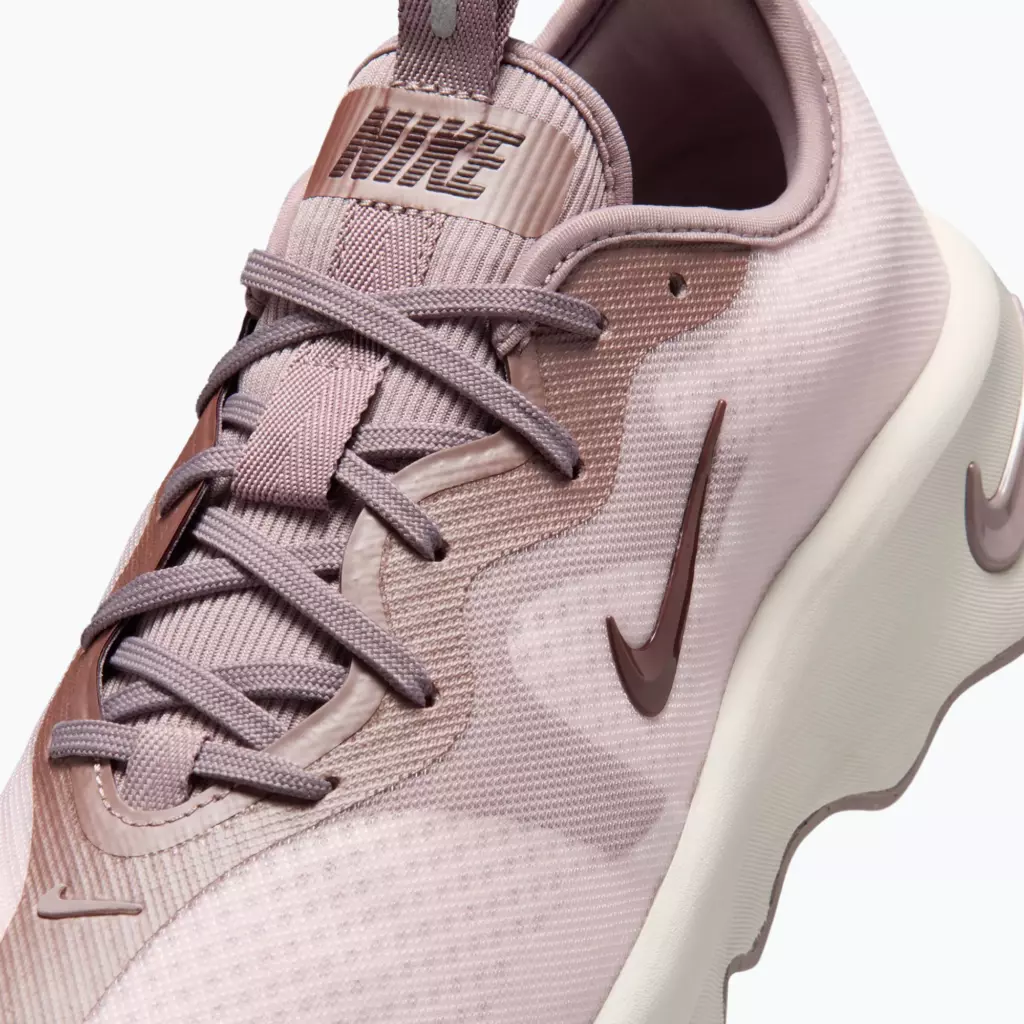 Женские Кроссовки Nike Motiva 2 pearl pink/light violet ore/tattoo