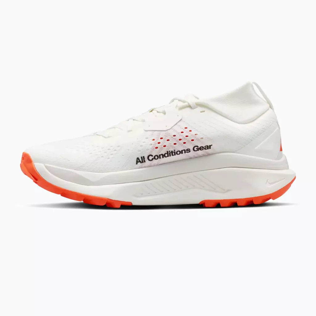 Кроссовки для бега Nike ACG Zegama summit white/phantom/safety orange/black