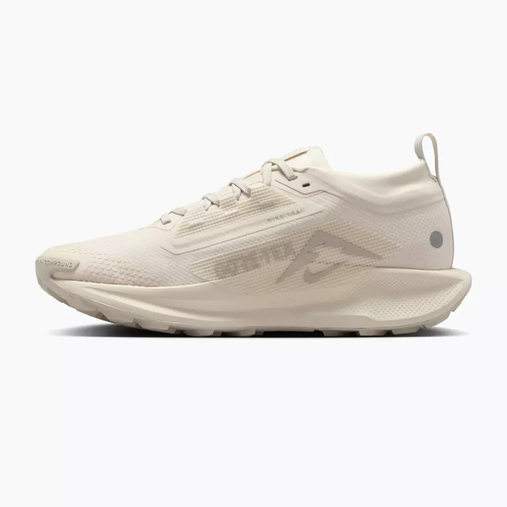 Женские Кроссовки для бега Nike Pegasus Trail 5 GTX light orewood brown/safety orange/cream Ii