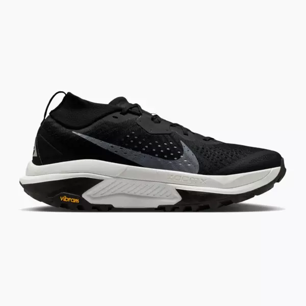 Кроссовки для бега Nike ACG Zegama black/safety orange/summit white