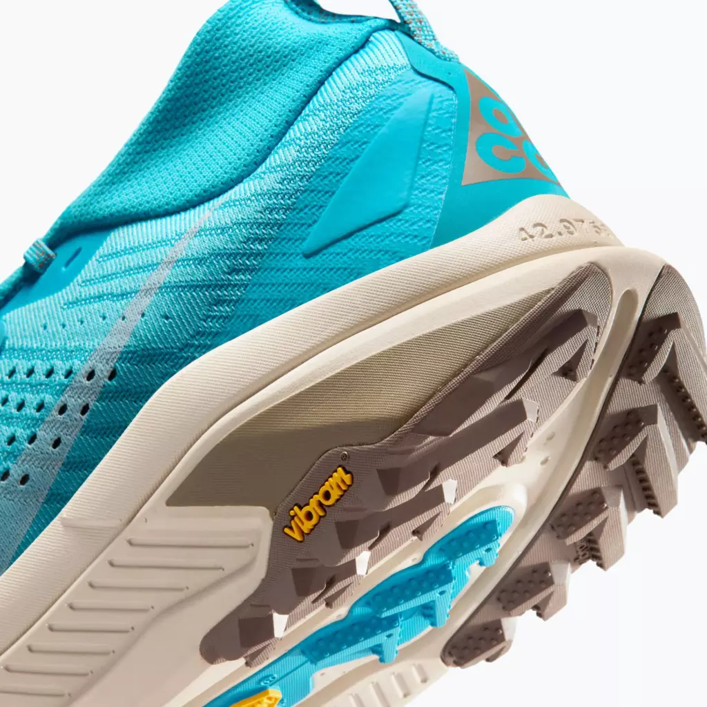 Кроссовки для бега Nike ACG Zegama balightic blue/light orewood brown/white