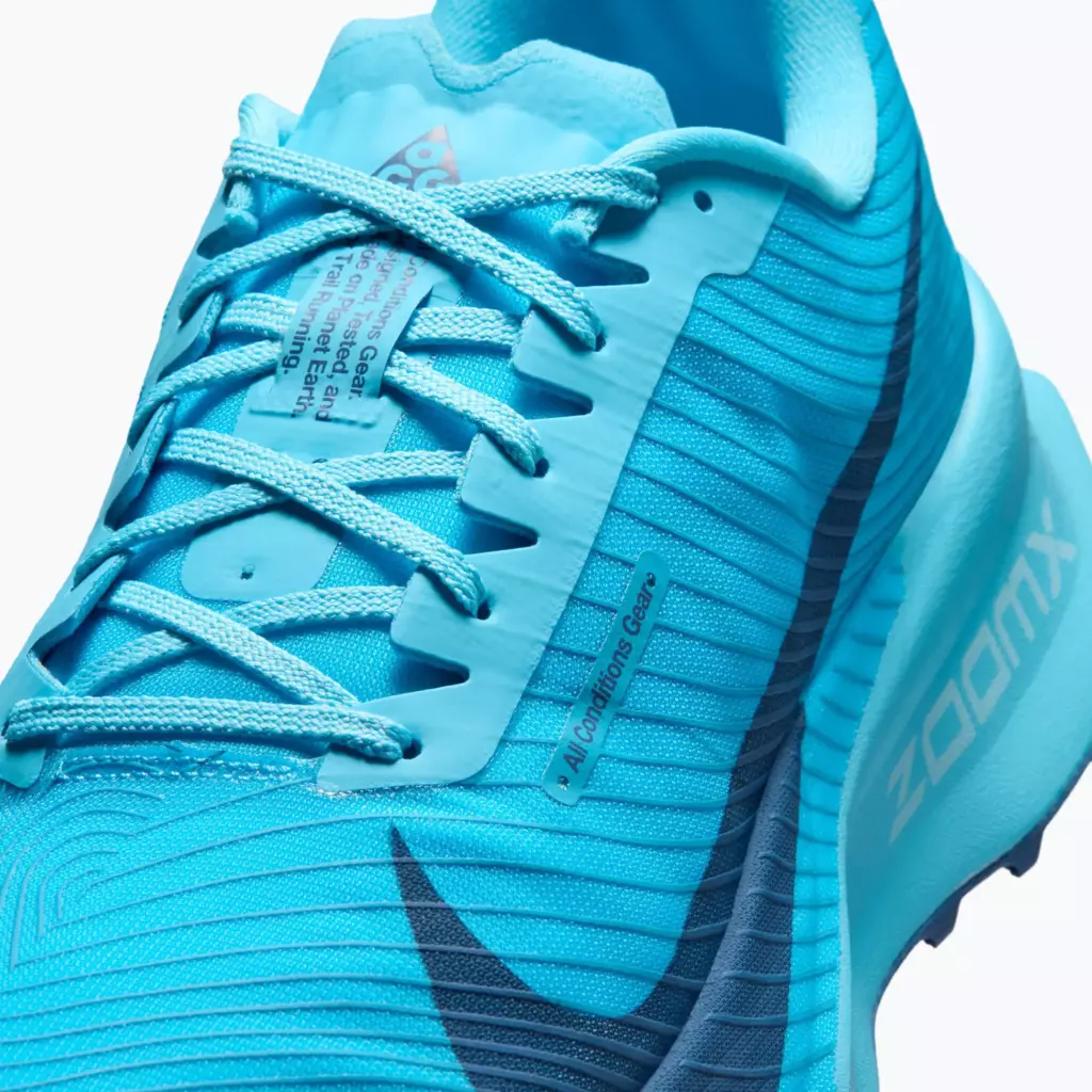 Кроссовки для бега Nike ACG Ultrafly 2 baltic blue/court blue