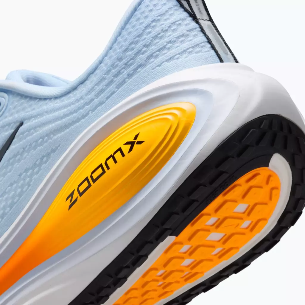 Кроссовки для бега Nike Vomero Plus hydrogen blue/white/total orange/black