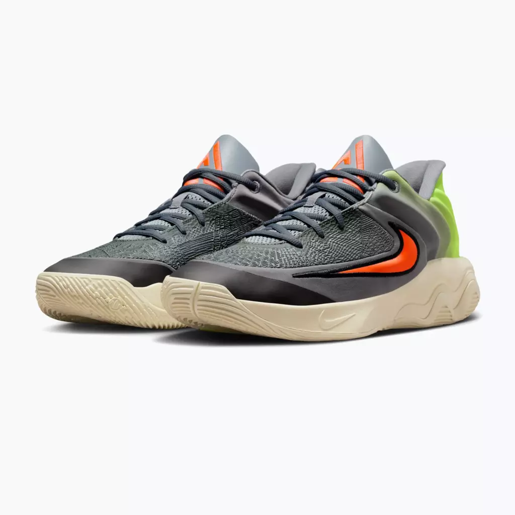 Баскетбольные Кроссовки Nike Giannis Immortality 4 cool grey/volt/total crimson