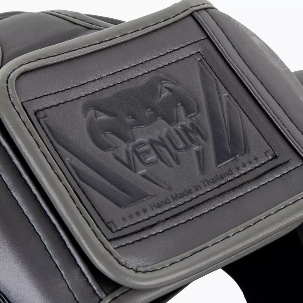 Боксёрский шлем Venum Elite white taille unique