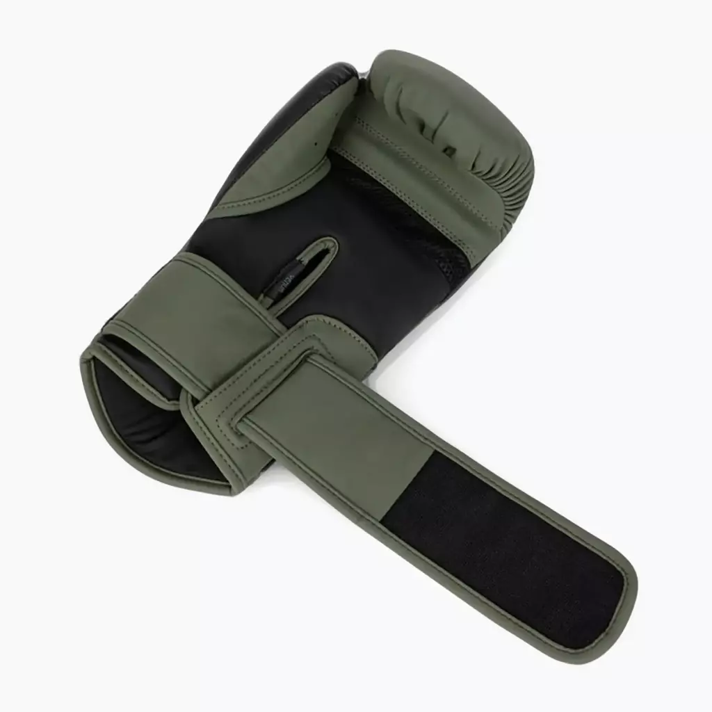 Боксёрские перчатки Venum Challenger 4.0 black/khaki