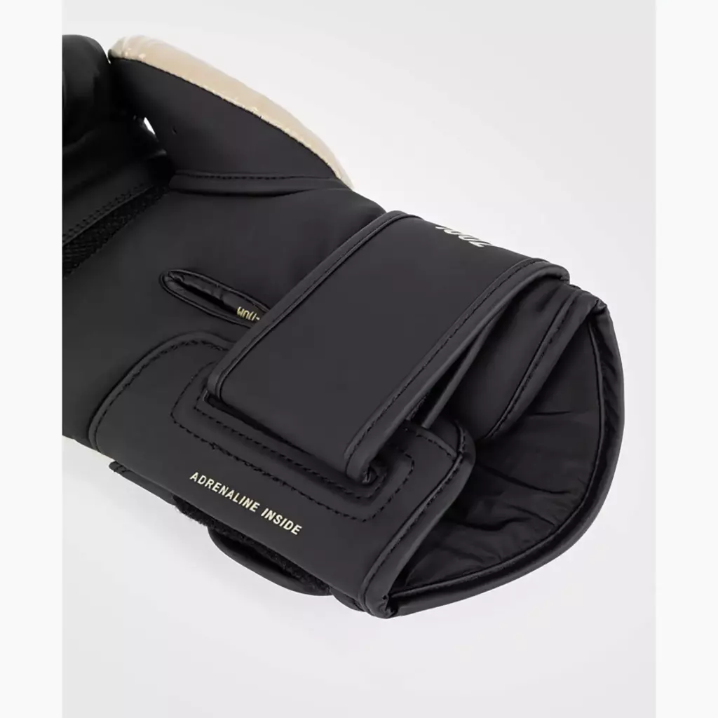 Боксёрские перчатки Venum Challenger 4.0 black/beige