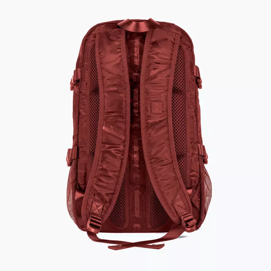 Рюкзак Venum Challenger Pro 22.5 l burgundy